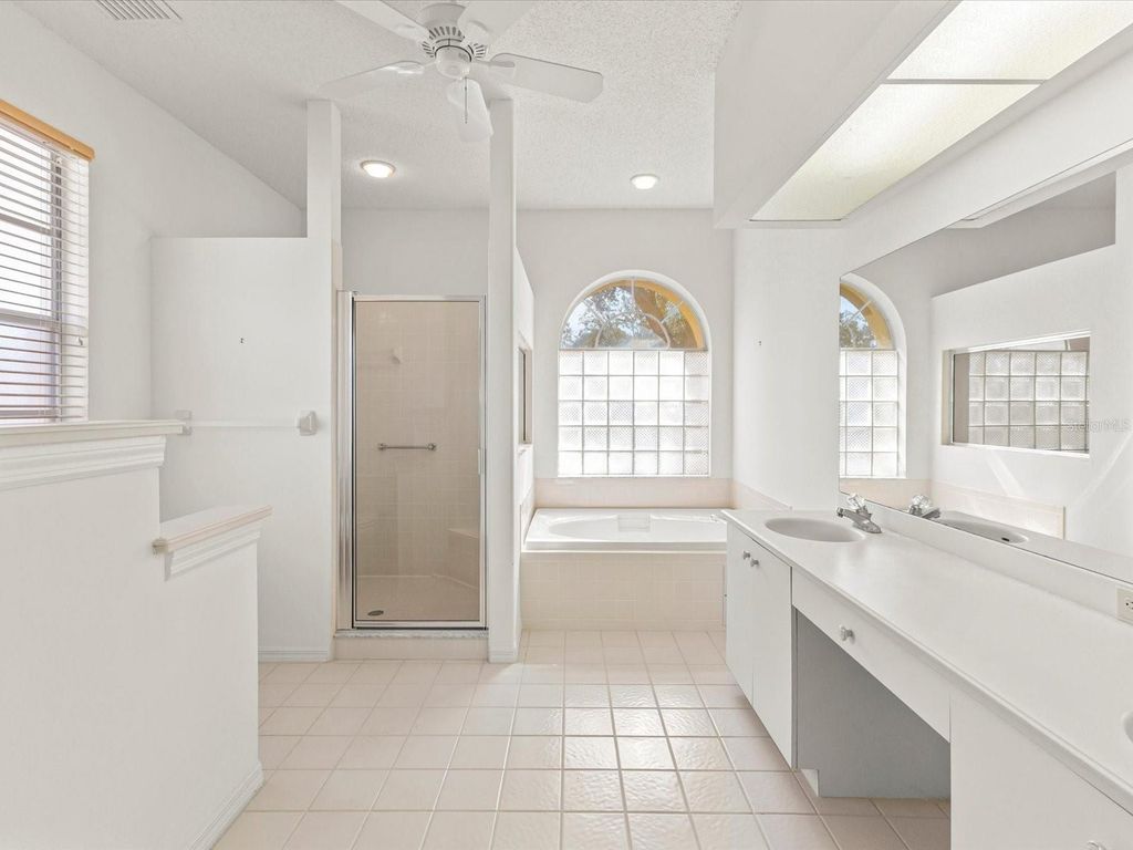 Image 30 of property listing at 3123 QUAIL HOLLOW COURT, Spring Hill, FL 34606