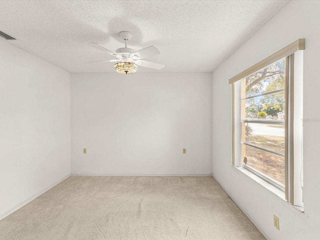 Image 35 of property listing at 3123 QUAIL HOLLOW COURT, Spring Hill, FL 34606