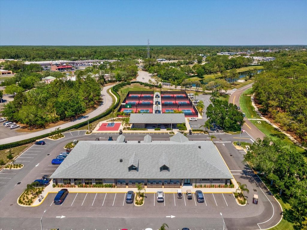 Image 55 of property listing at 3123 QUAIL HOLLOW COURT, Spring Hill, FL 34606