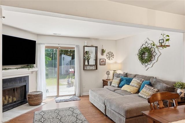 106 Greendale RD, Virginia Beach, VA 23452