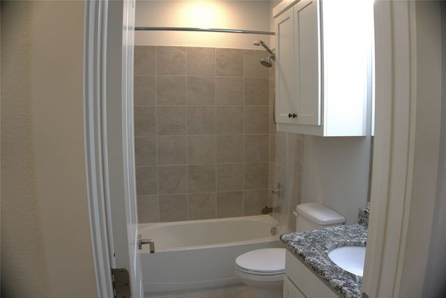 902 Sendera Lane, Rockwall, TX 75087