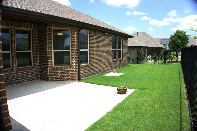 902 Sendera Lane, Rockwall, TX 75087