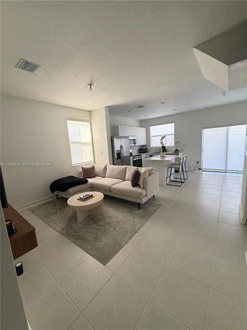 11904 NW 24th Pl, Miami, FL 33167