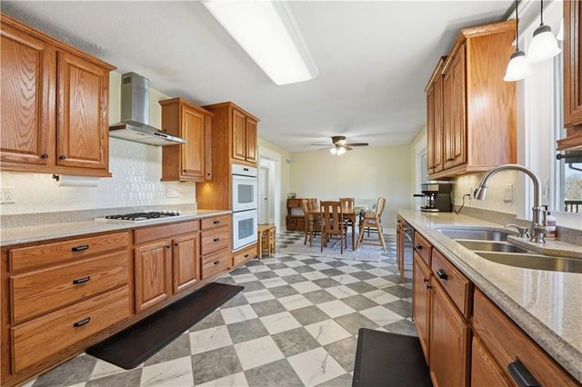 21205 B Highway, Edgerton, MO 64444