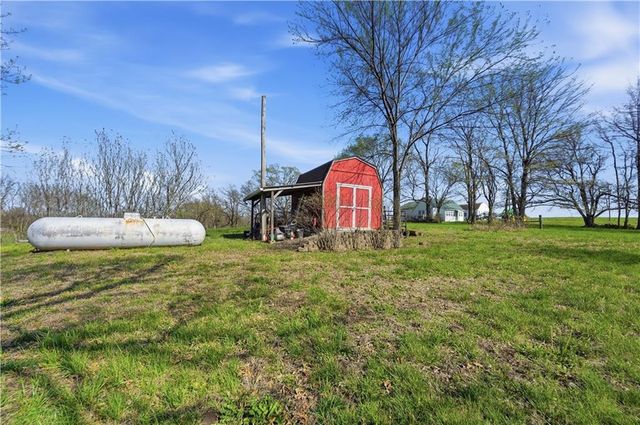 21205 B Highway, Edgerton, MO 64444