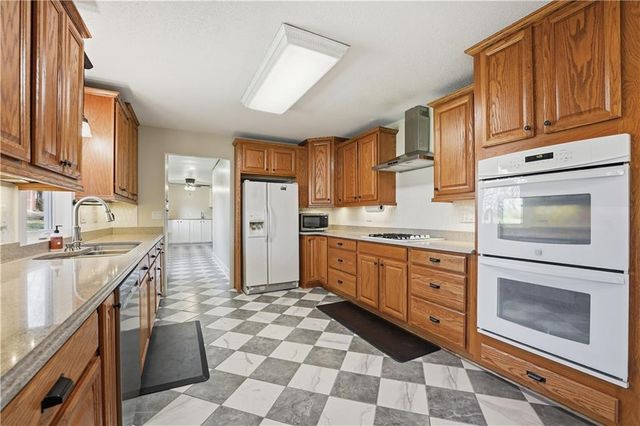 21205 B Highway, Edgerton, MO 64444