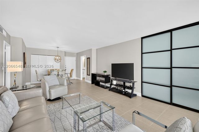 2030 S Ocean Dr 1218, Hallandale Beach, FL 33009