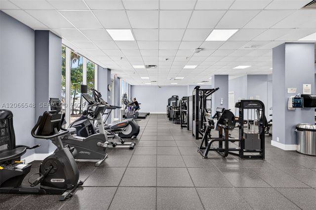 2030 S Ocean Dr 1218, Hallandale Beach, FL 33009