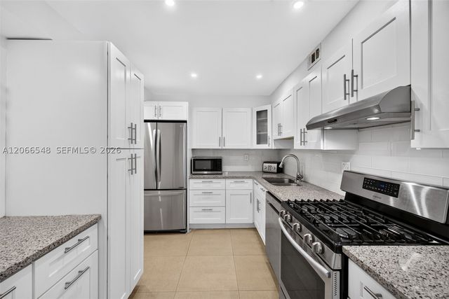 2030 S Ocean Dr 1218, Hallandale Beach, FL 33009