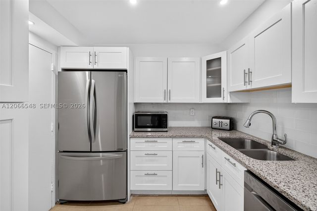 2030 S Ocean Dr 1218, Hallandale Beach, FL 33009