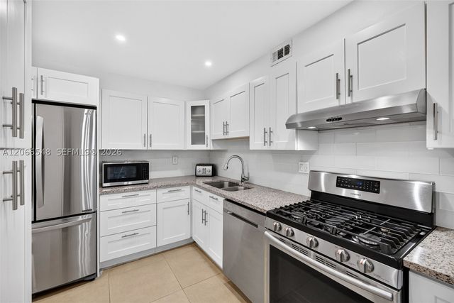 2030 S Ocean Dr 1218, Hallandale Beach, FL 33009