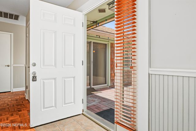 3866 LUTH Drive E, Jacksonville, FL 32250