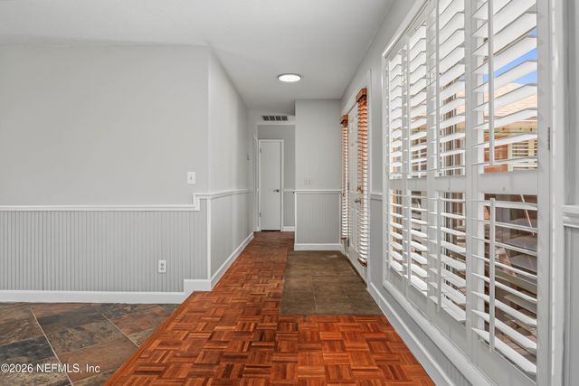 3866 LUTH Drive E, Jacksonville, FL 32250