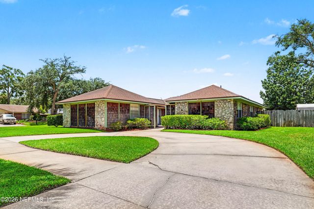 3866 LUTH Drive E, Jacksonville, FL 32250