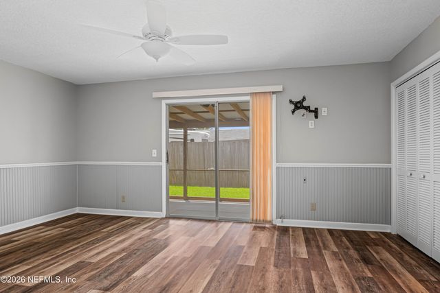 3866 LUTH Drive E, Jacksonville, FL 32250