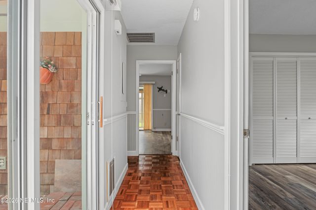 3866 LUTH Drive E, Jacksonville, FL 32250