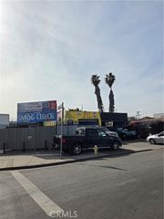 8401 S San Pedro, Los Angeles, CA 90003