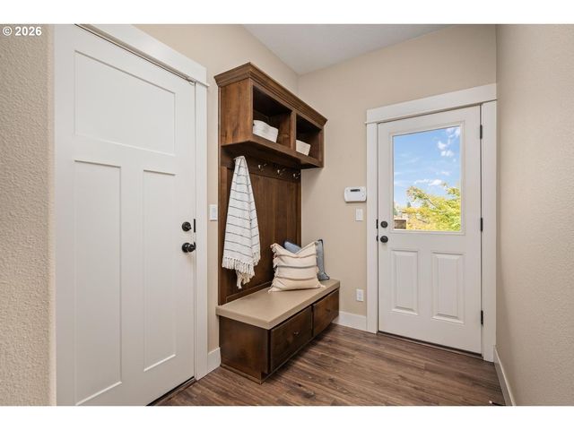 21862 S FERGUSON Rd, Beavercreek, OR 97004