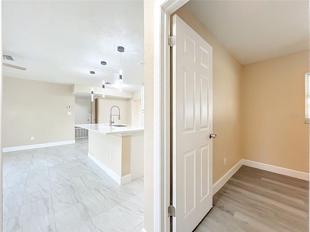 4052 CASTLEGATE DRIVE, Orlando, FL 32839