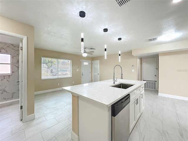 4052 CASTLEGATE DRIVE, Orlando, FL 32839