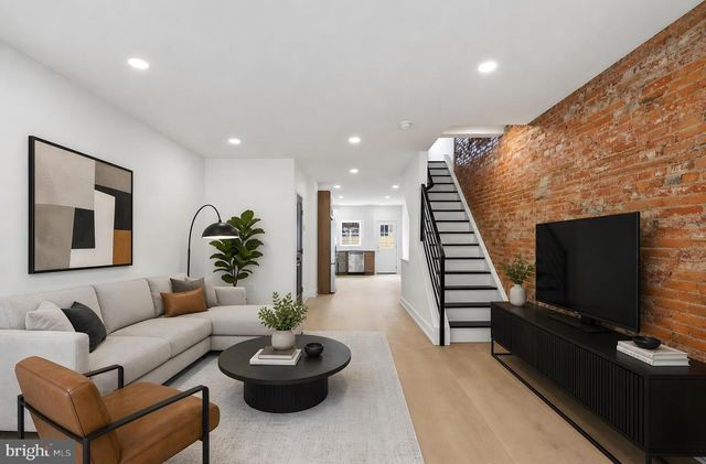 320 WHARTON ST, Philadelphia, PA 19147