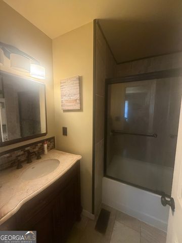 245 W James Circle, Hampton, GA 30228