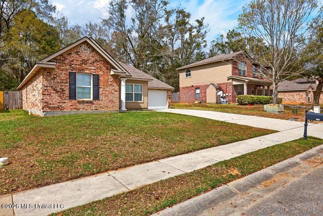 10261 English Manor Drive, Gulfport, MS 39503