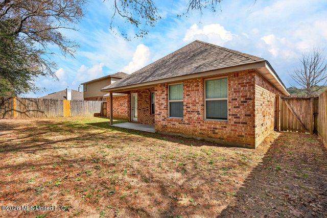 10261 English Manor Drive, Gulfport, MS 39503