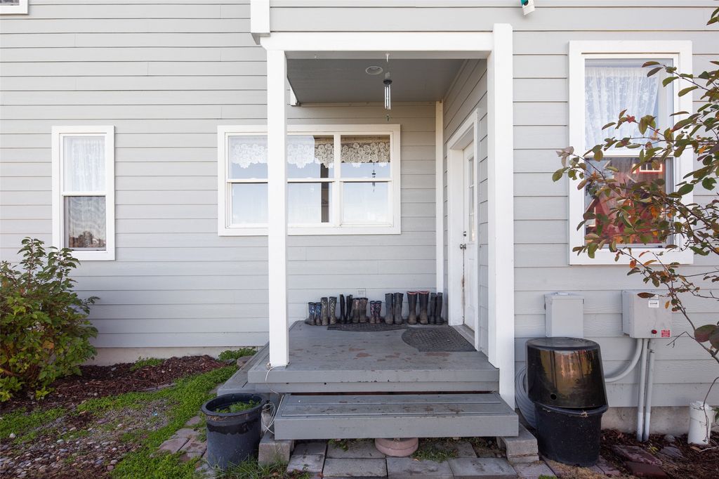 1267 Quarter Horse Lane, Kalispell, MT 59901 photo 9