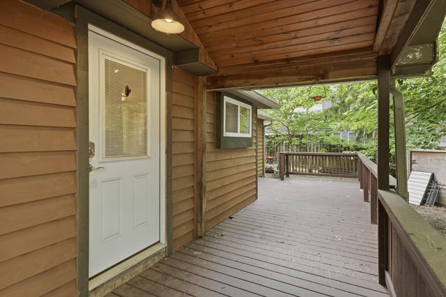 1307 Redwing Road, Valparaiso, IN 46383