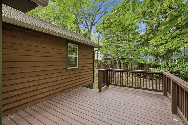 1307 Redwing Road, Valparaiso, IN 46383