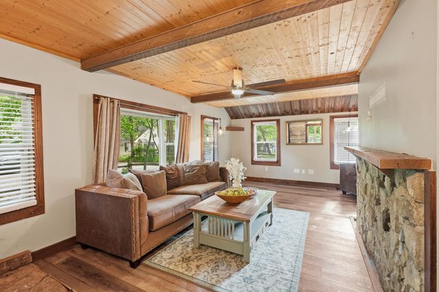 1307 Redwing Road, Valparaiso, IN 46383
