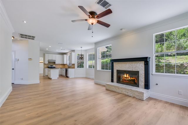 7716 Lakewood DR, Austin, TX 78750