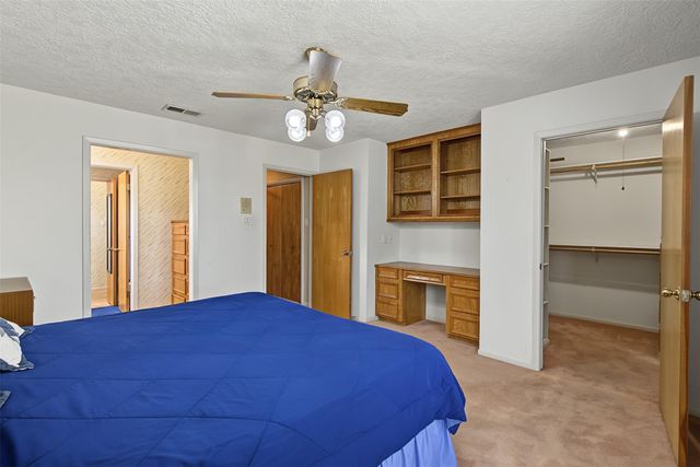 50 Waters Edge Street, Conroe, TX 77356