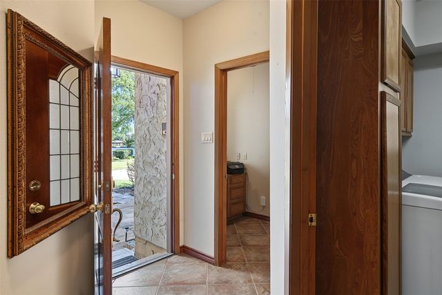 50 Waters Edge Street, Conroe, TX 77356