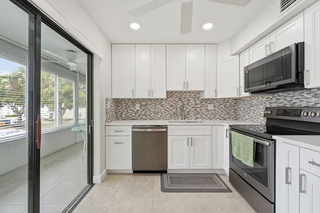 566 Piedmont L, Delray Beach, FL 33484