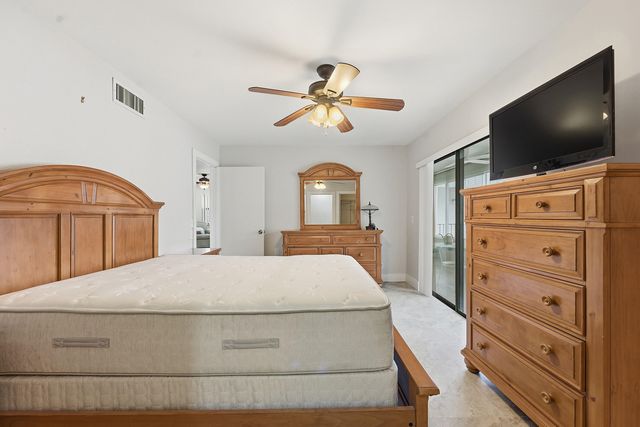 566 Piedmont L, Delray Beach, FL 33484