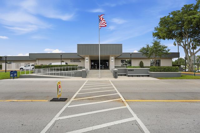 566 Piedmont L, Delray Beach, FL 33484