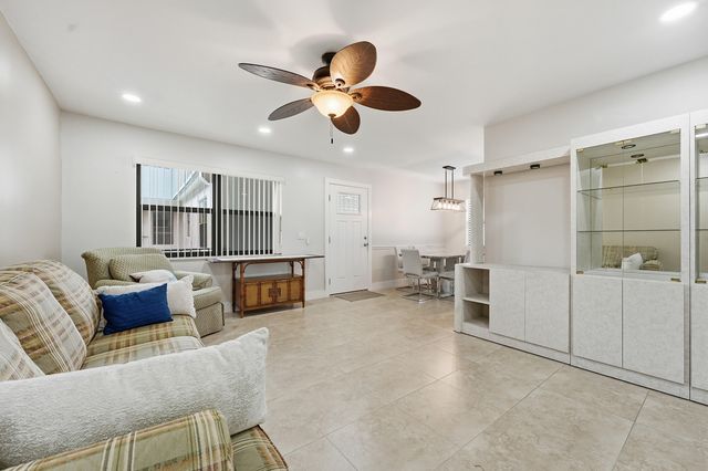 566 Piedmont L, Delray Beach, FL 33484