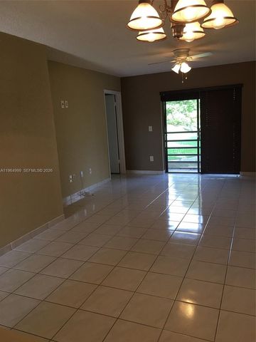 14857 SW 104th St 9-203, Miami, FL 33196