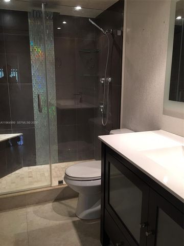 14857 SW 104th St 9-203, Miami, FL 33196