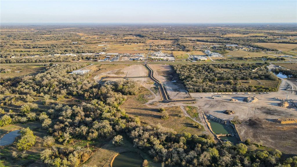 0002 H.L. Young Boulevard, Bryan, TX 77808 — photo 2