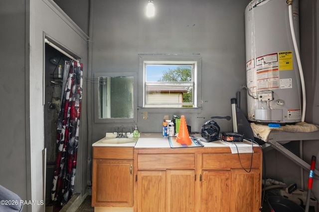 200 Jeanette Street, Lafayette, LA 70506