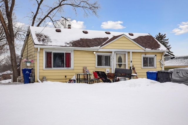 1241 Barclay Street, Saint Paul, MN 55106