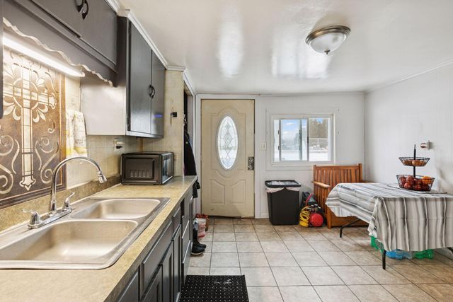 1241 Barclay Street, Saint Paul, MN 55106