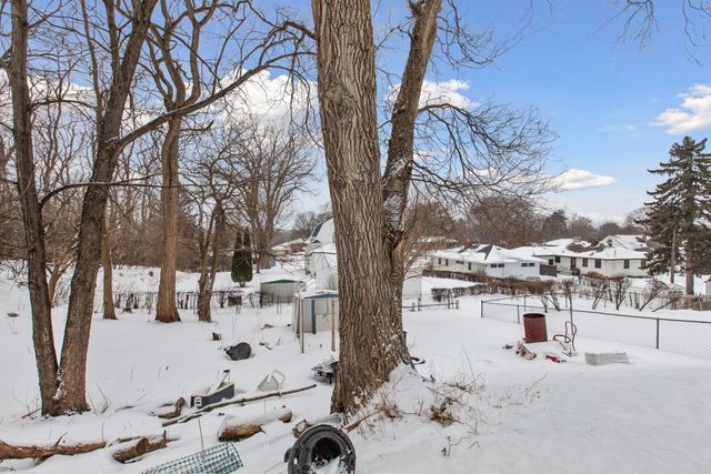 1241 Barclay Street, Saint Paul, MN 55106