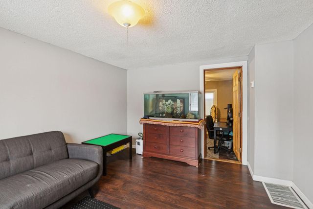 1241 Barclay Street, Saint Paul, MN 55106