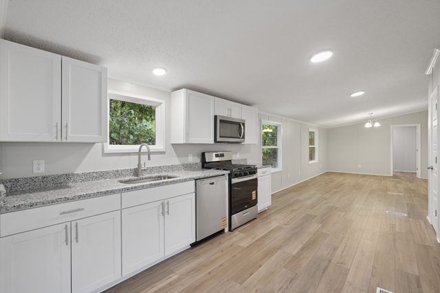 193 N Browns Ln, Portland, TN 37148