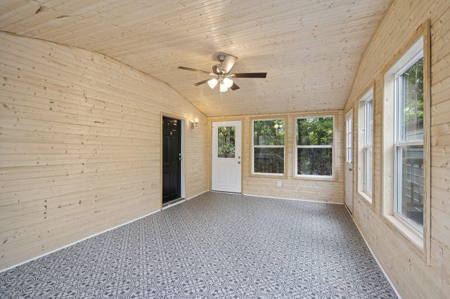 193 N Browns Ln, Portland, TN 37148