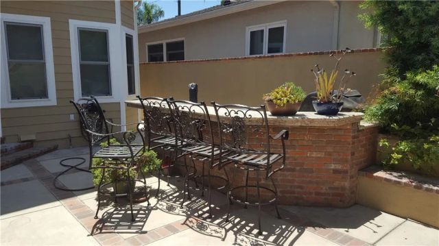 287 La Verne, Long Beach, CA 90803